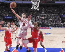 芝加哥公牛发布备战花絮,转会期造点机会,NBA总决赛任务艰巨,细节决定成败的简单介绍 芝加哥公牛发布备战花絮,转会期造点机会,NBA总决赛任务艰巨,细节决定成败的简单介绍