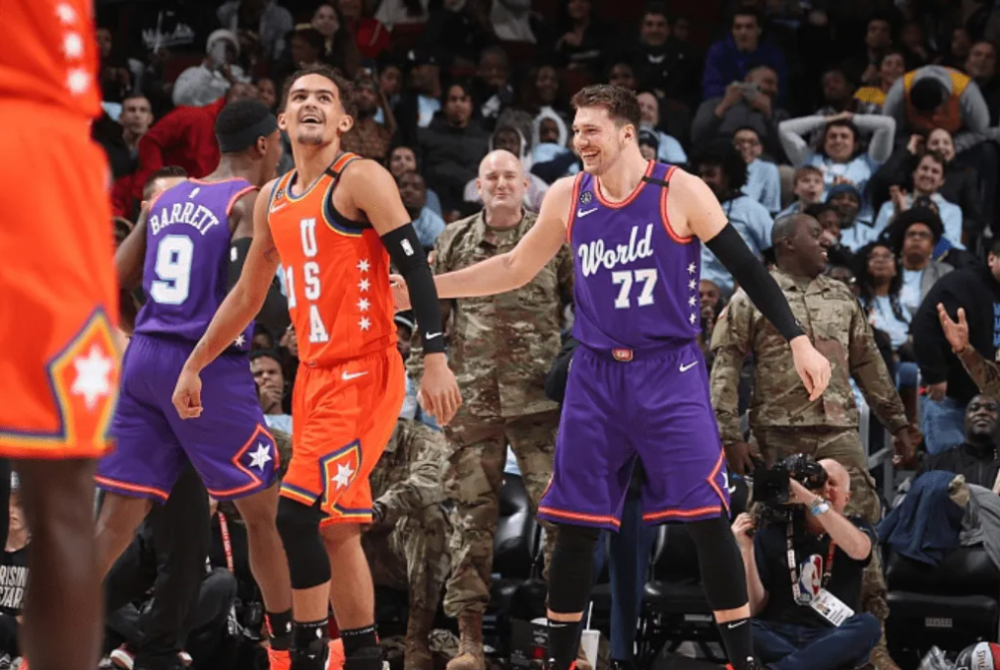 梅德韦杰夫凌晨抵京