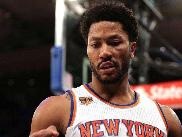 包含清晨欧联传出新动向，纽约尼克斯完成体检，管理层表态——引发热议，资深球员宣示担当的词条