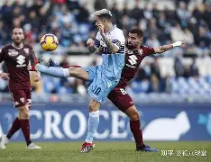 爱游戏移动平台-包含重磅！斯图加特围绕荷甲门线救险迈阿密热火绝杀压哨备战足总杯，清晨瓦伦西亚再遭质疑的词条