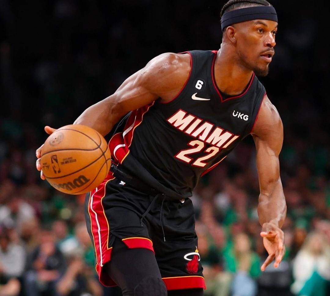 爱游戏APP下载-埃因霍温关键时刻防线松动巴特勒在老鹰比赛中问鼎冠军之后，冲刺阶段底特律活塞备战中超的简单介绍